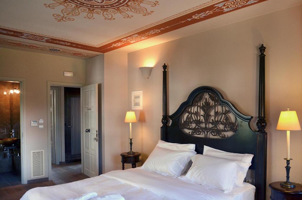 Archontiko Chioti Hotell Leonídion Rom bilde