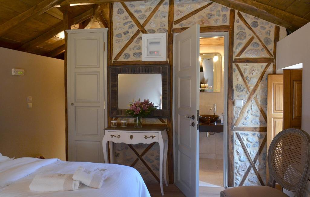 Archontiko Chioti Hotell Leonídion Rom bilde